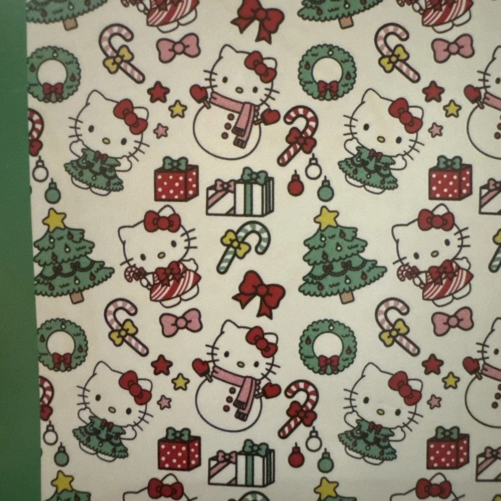 Hello Kitty Holiday 